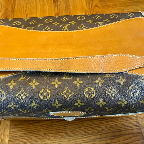 Vintage Authentic Louis Vuitton Train Case - Picture 15 of 16